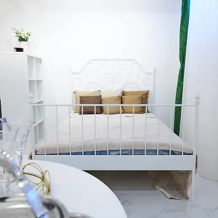 White Bliss Hideaway Apartment Ljubljana Exterior photo
